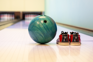 Best bowling alley in Itasca Illinois