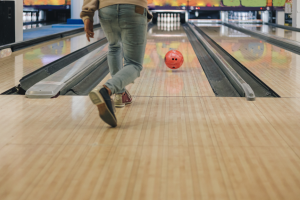 Bowling Alley in the Villa Park, Illinois Area