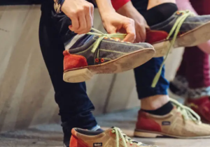 Bowling Alley in the Bensenville, Illinois Area